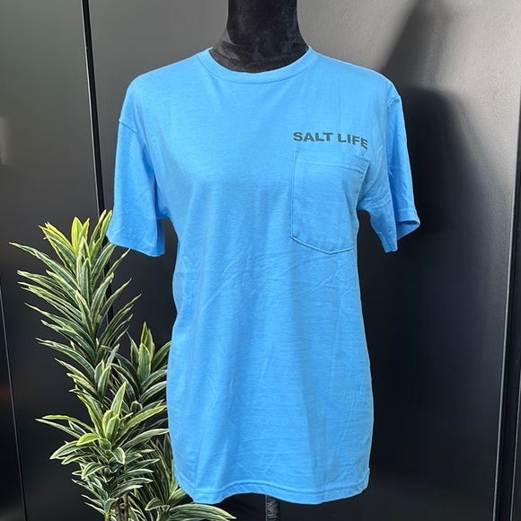 Salt Life Go With The Flow crewneck,100% pre-shrunk cotton,logo pocket logo back - Picture 3 of 9